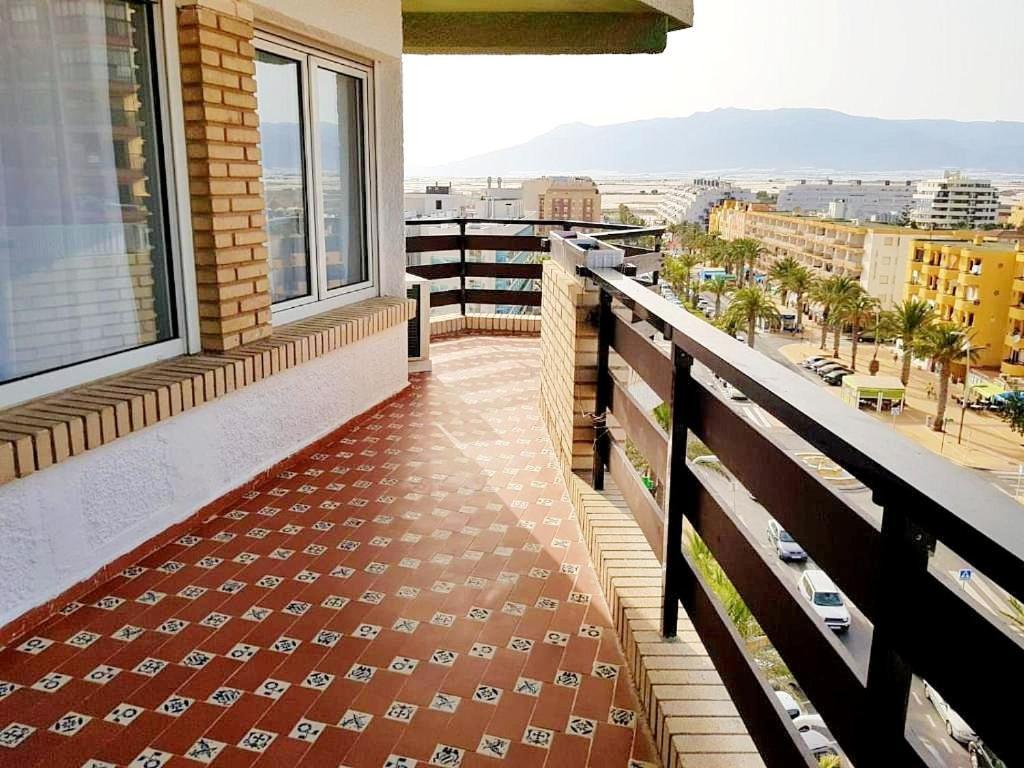 Apartamento Roquetas De Mar Urbanizacion, 2 Dormitorios, Gran Terraza Con Vista Al Mar, Wi-Fi, Parking Y Piscina Екстериор снимка